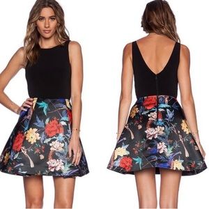 Alice + Olivia Multicolor Box Pleat Floral Bird Night Out Dress size 0